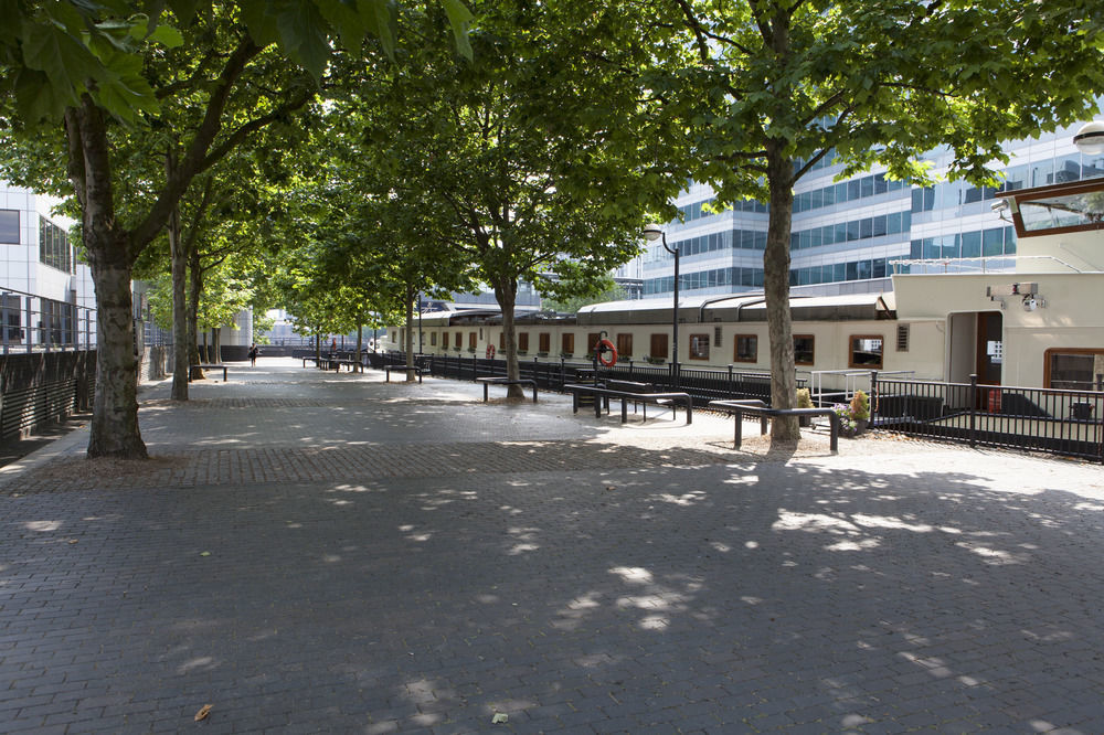 Lanterns Way At Canary Wharf By Mysquare 런던 외부 사진